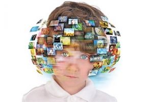 آثار سوء تبلیغات بر کودکان(سیده مینا دیوبند – سردبیر روزنامه)